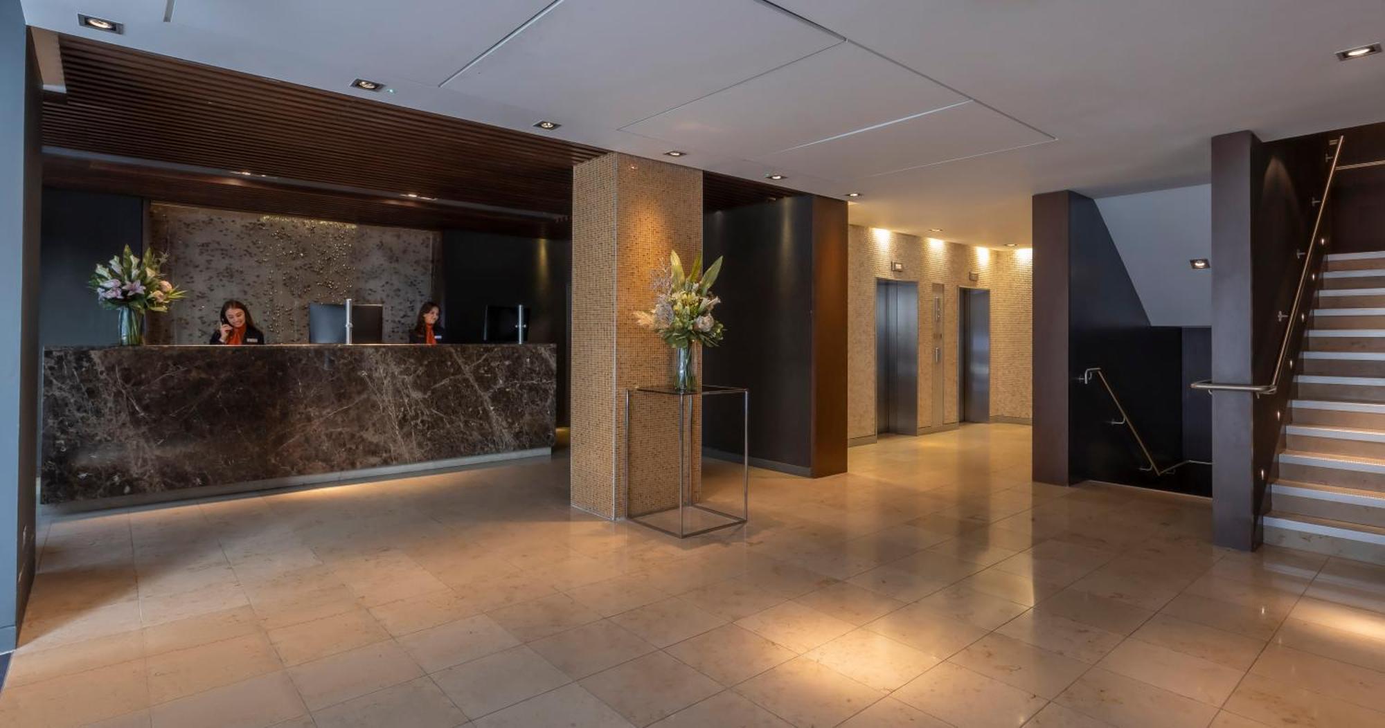 Clayton Hotel London Wall Екстериор снимка