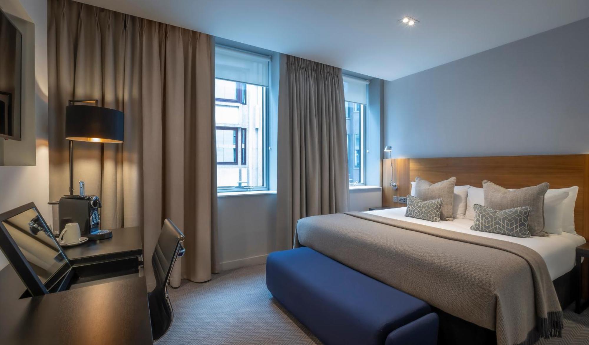 Clayton Hotel London Wall Екстериор снимка